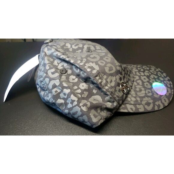 NEW Tag Gaiam Yoga Fitness Hat Cap Black Grey Leopard Adjustable - Picture 4 of 7